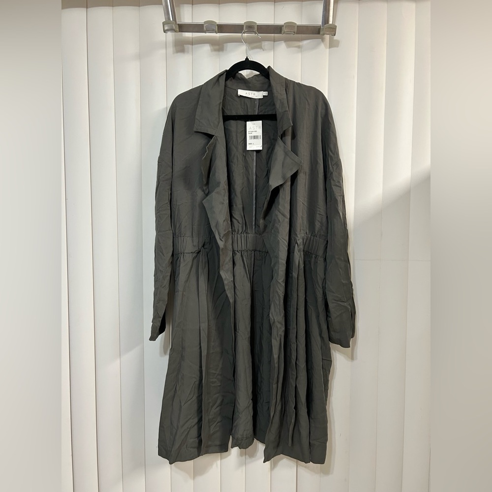 Astr The Label Women L long jacket belted tie waist blazer style lightweight NWT